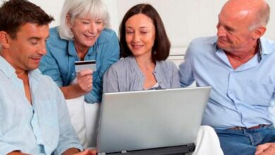 68% de las personas mayores de 50 años cumplen puntualmente con el pago de sus deudas