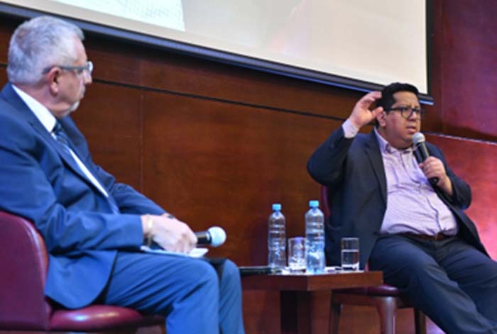 Ministro Contreras: Reducción de la tasa de interés de referencia es clave para recuperar la inversión
