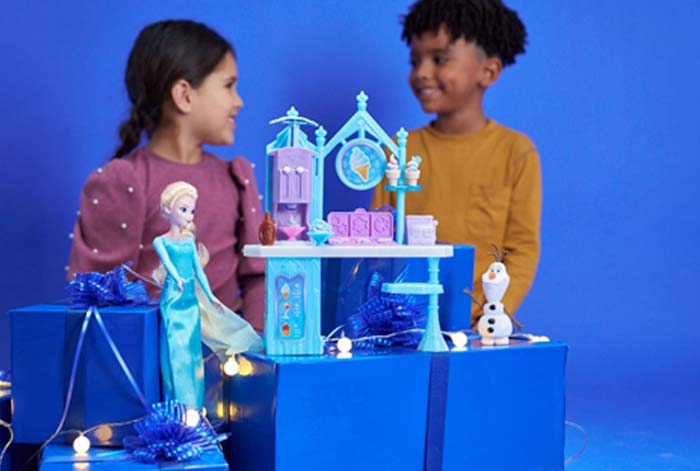 Disney, Pixar, Marvel y Star Wars te presentan opciones para regalar esta Navidad