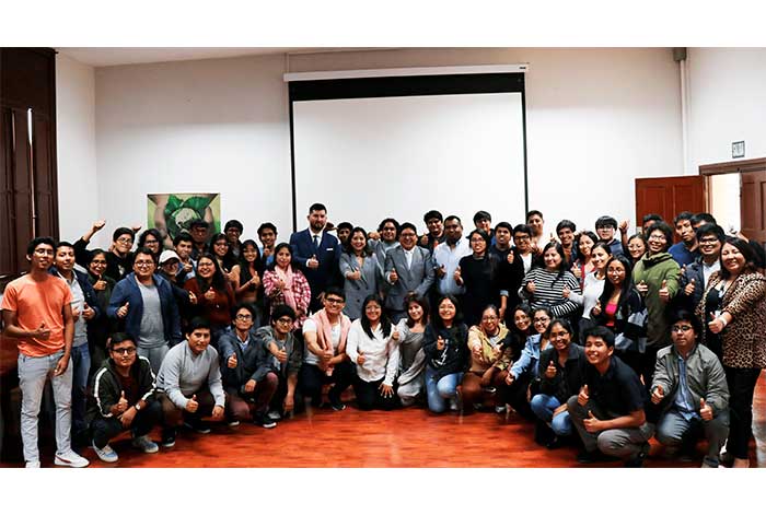Cerca de 300 universitarios de Lima, Cusco y Trujillo fueron capacitados en remediación de pasivos mineros