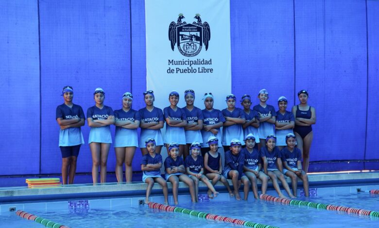 Municipalidad de Pueblo Libre presenta su selección de natación
