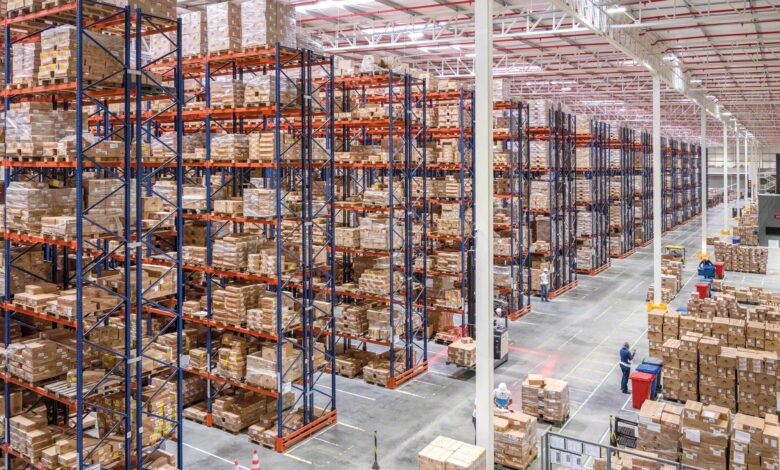 Alpargatas produce y distribuye 1.500 pedidos al día con soluciones de almacenaje de Mecalux