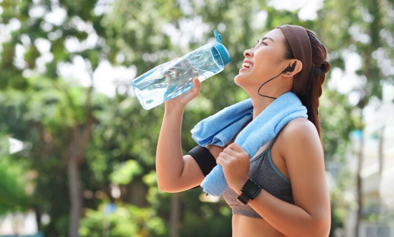 Hidratación en verano: Conoce la importancia de consumir agua en esta temporada
