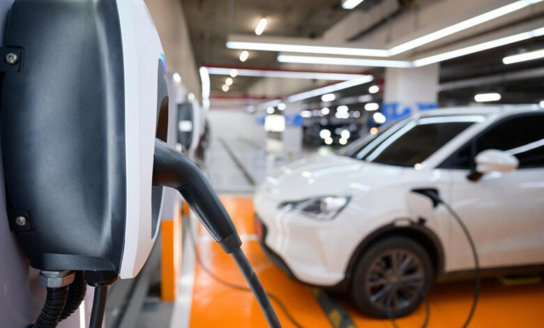 Venta de vehículos electrificados alcanza cifra histórica en el 2023