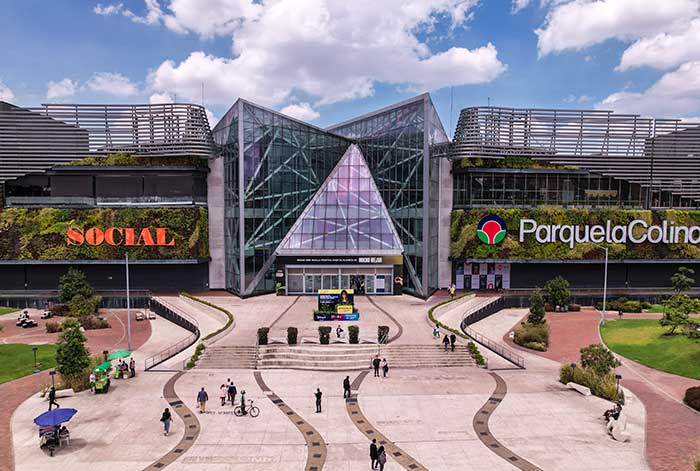 Parque Arauco recibe validación oficial de sus metas de reducción de emisiones y cierra el 2023 con más de 80% de su energía directa proveniente de fuentes renovables