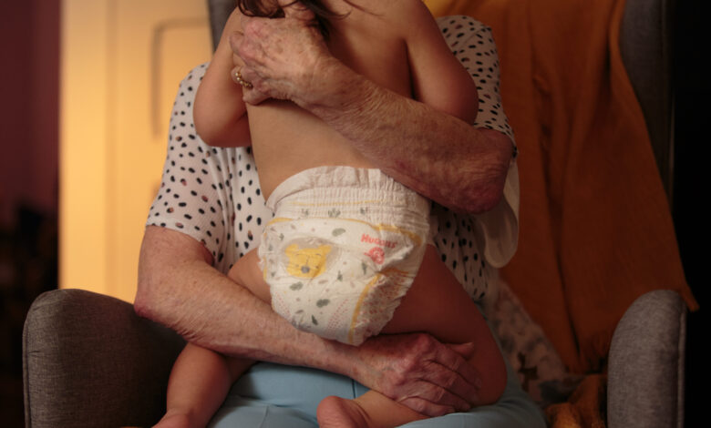 En el Día Internacional del Abrazo: ¿Sabías cómo esta muestra de afecto contribuye en el desarrollo de los bebés?