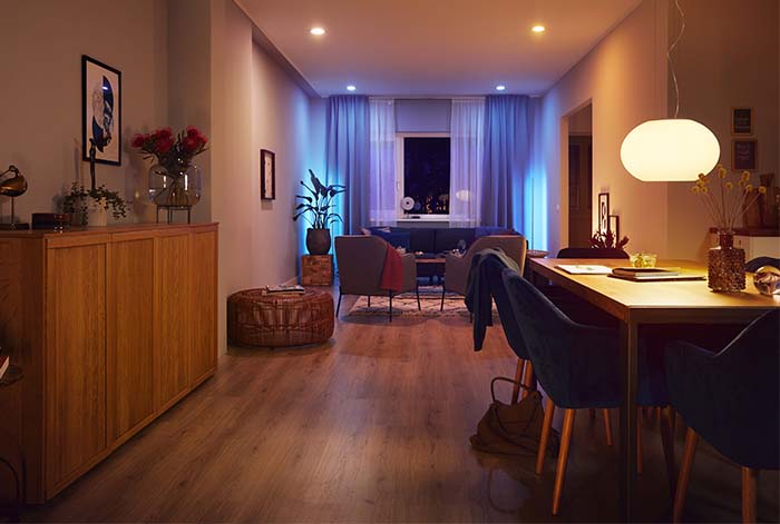 Suma seguridad a tu hogar en vacaciones con la iluminación inteligente de Philips Hue