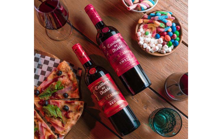 Celebra a tu manera con Devil’s Carnaval: el nuevo lanzamiento de Casillero del Diablo