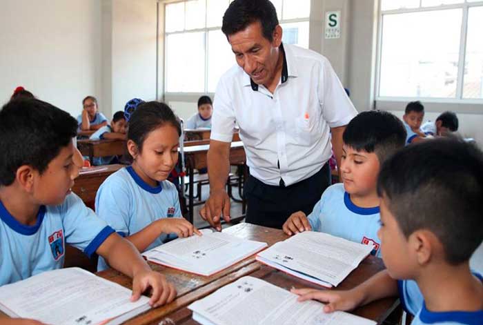 Educación 2024: la importancia de la capacitación docente como pilar fundamental de la enseñanza