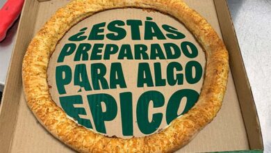 Papa Johns celebra ‘20 años épicos’ en Perú con nuevo borde de 2 quesos
