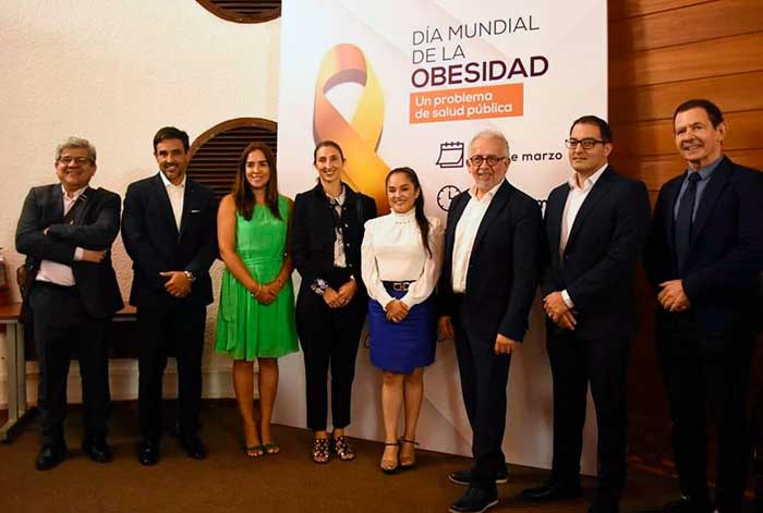 Seminario "Día Mundial de la Obesidad" resalta la urgencia de abordar la obesidad como un problema de salud pública