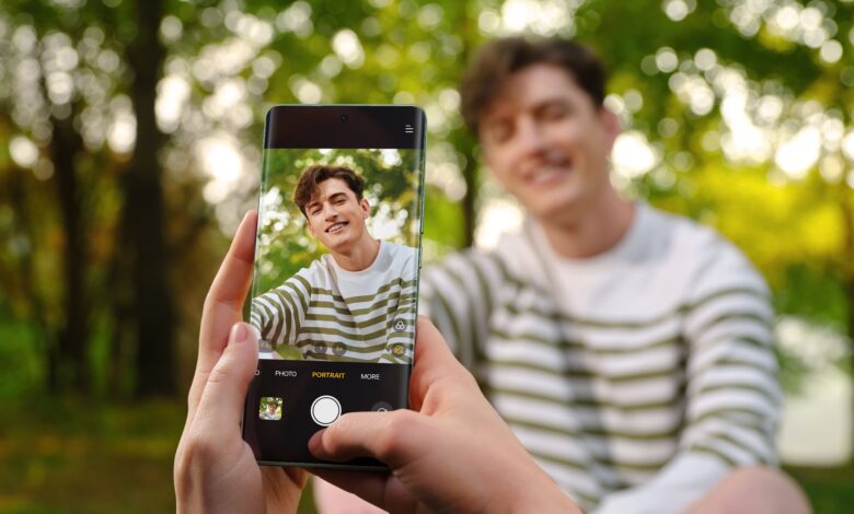 OPPO Reno11 5G llega al Perú con lentes Sony para captar retratos impresionantes y un diseño inspirado en la naturaleza
