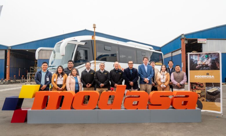 Minera Poderosa recibe primer bus eléctrico para transporte de personal