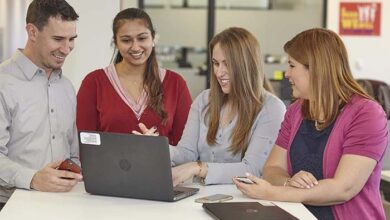 Mondelēz erradica brecha salarial entre empleados hombres y mujeres