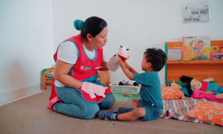 Madre de niño usuario: “Gracias al horario extendido puedo ir a trabajar tranquila porque sé que mi hijo está seguro en Cuna Más”