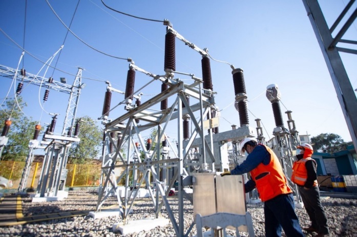 Transformación del sector eléctrico: Analizando las diferencias entre sistemas aislados y el sistema interconectado
