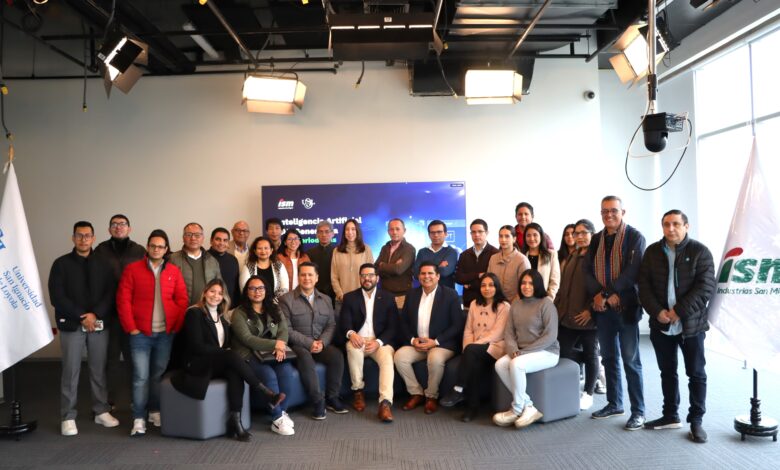Más de 200 periodistas participaron de taller sobre AI Generativa, organizado por Industrias San Miguel