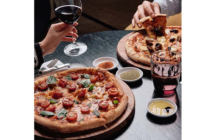 Disfruta de lo mejor del fútbol en los restaurantes de los hoteles Pullman