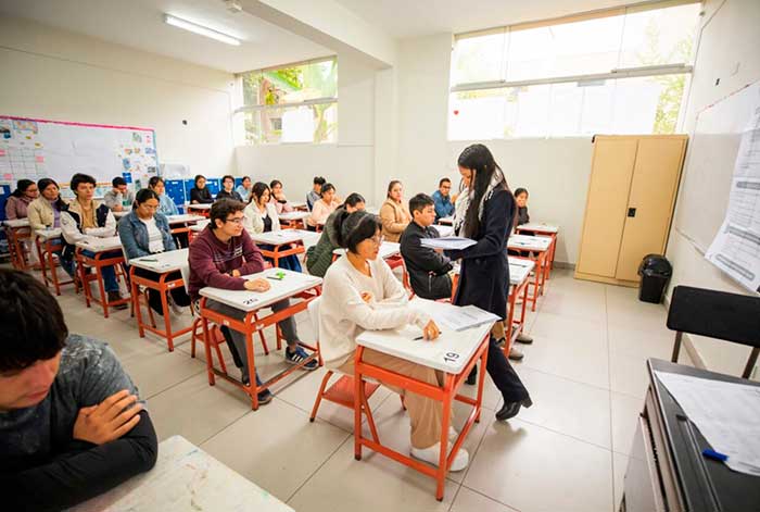 Cerca de 7000 postulantes rindieron el Examen Nacional del Preselección de Beca Hijos de Docentes 2024, del Pronabec