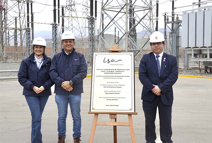 Consorcio Transmantaro celebró la energización del 1er proyecto que duplica la capacidad de transmisión en líneas existentes de 220 kV a 500 kV