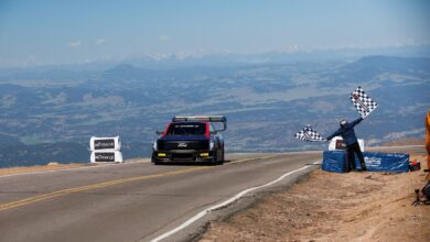 Ford F-150 Lightning SuperTruck es la reina de montaña en Pikes Peak