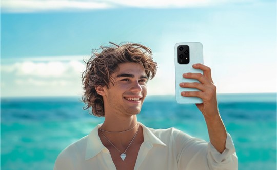 Diseño y pantalla: dos características que resaltan en el HONOR 200 Lite