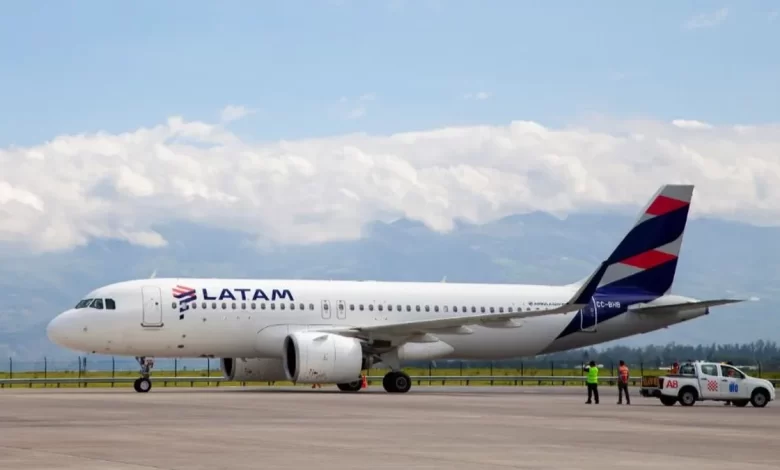 LATAM celebra 25 años volando