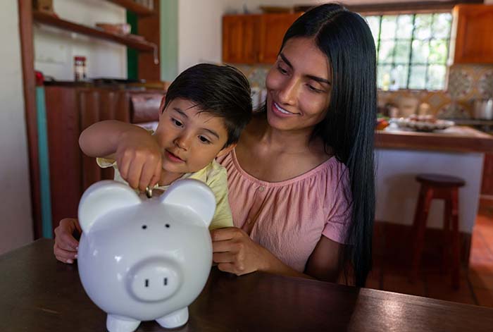 Día del Niño: 5 maneras de inspirar el ahorro en los niños