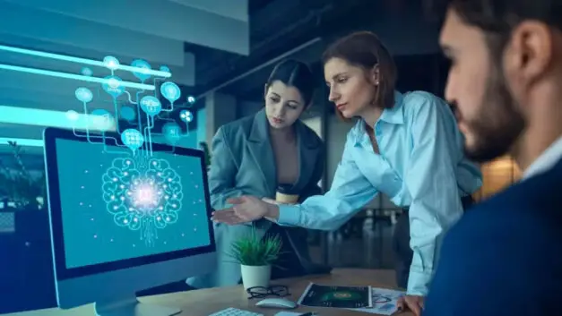 IA evita pérdidas financieras por $35 mil millones