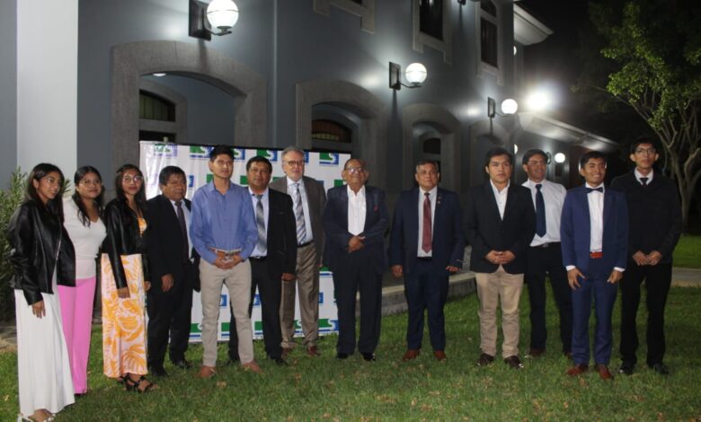SINERSA y UDEP celebran 20 años transformando vidas con el programa de 'Becas Sinersa'