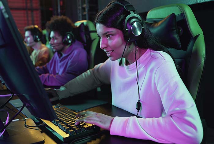 Mujeres en la industria de los videojuegos: desafíos y oportunidades