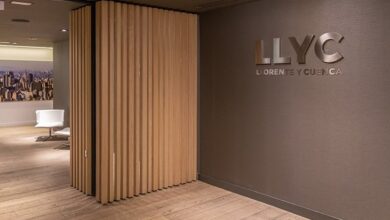 Asúa Inversiones compra el 5% de LLYC y la dueña de Mayoral refuerza su posición