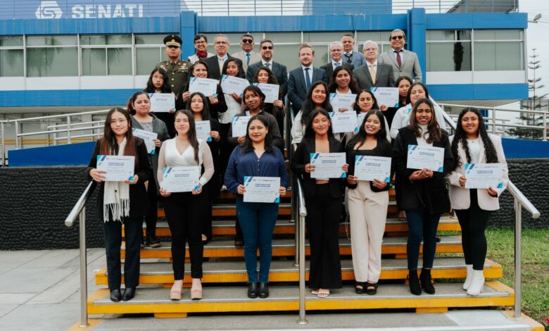 Empoderamiento femenino en el sector eléctrico: jóvenes culminan el programa "Soy Mujer, Soy Electricista”