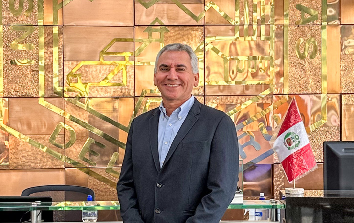 Gustavo De Vinatea asume la gerencia general del Instituto de Ingenieros de Minas del Perú (IIMP)