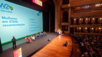 Google en W20: “Las mujeres deben formar parte de la revolución de la IA desde el primer momento”