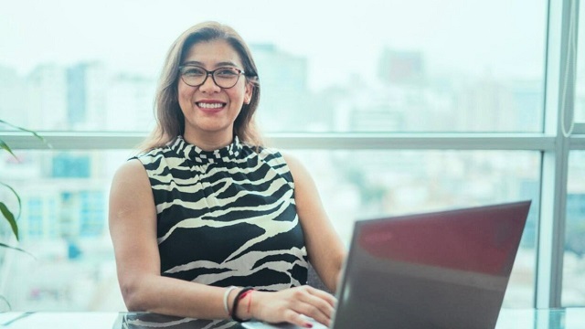 Cómo implementar un modelo híbrido exitoso en una empresa