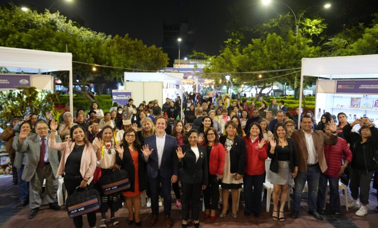 MIMP inaugura Feria por el Día Internacional de la Mujer Emprendedora