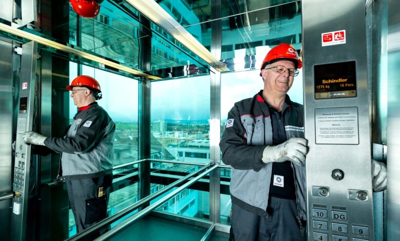 ¡Atención! Un mantenimiento preventivo de sus equipos de transporte vertical aumenta la vida útil y su buen funcionamiento