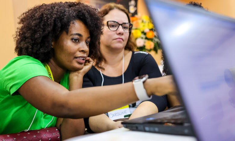 Comunidad, sororidad y guía: claves para el progreso de las mujeres en el mercado laboral