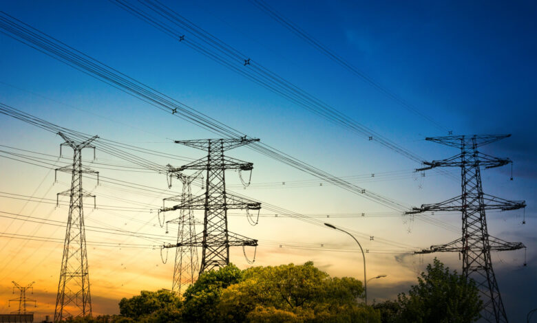 PROINVERSIÓN adjudicará en diciembre tres proyectos eléctricos por más de US$ 100 millones