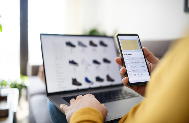 Black Friday y Cyber Monday: La importancia de proteger tus compras navideñas