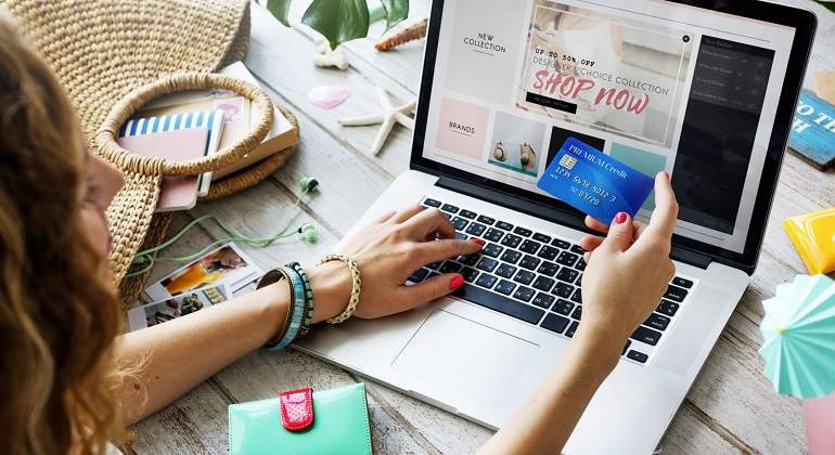 ¿Cómo cuidarse de las compras compulsivas en Black Friday?