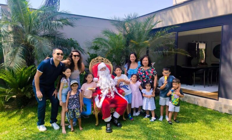 Más de 50 niños, que fueron operados antes de nacer, celebraron Navidad junto a sus familias
