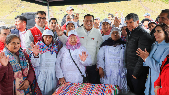 Ministerio de la Producción y el GORE Ayacucho siembran 10 mil alevinos de trucha para fortalecer la acuicultura en la región