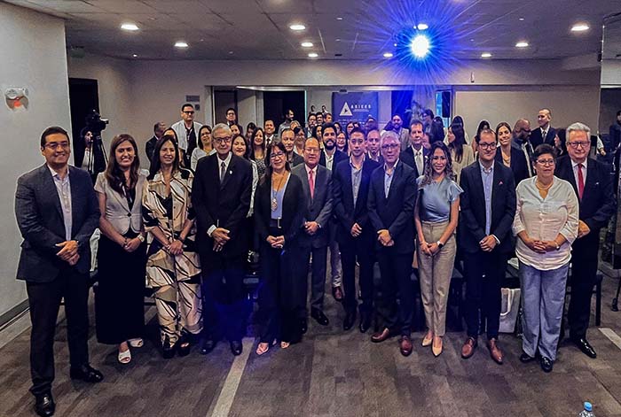 Líderes del sector educativo participaron en evento para mejorar la calidad de la educación superior tecnológica en el país