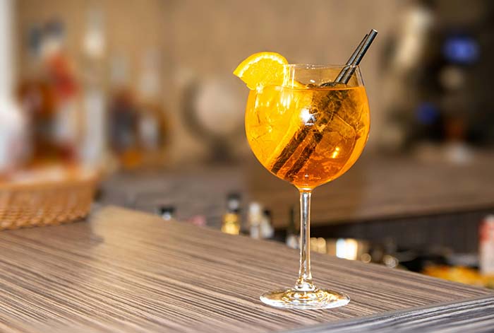 Osteria Convivium da la bienvenida al verano con su Festival de Spritz