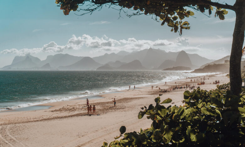 Sol, arena y mar: las mejores playas de Brasil para el 2025
