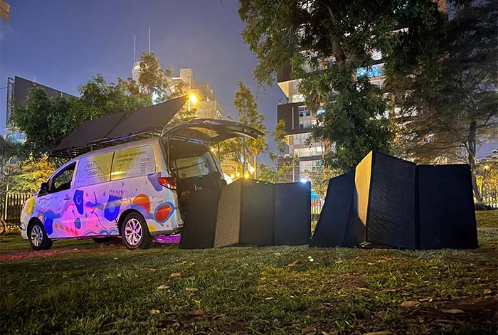 Un cine que transforma comunidades con energía renovable