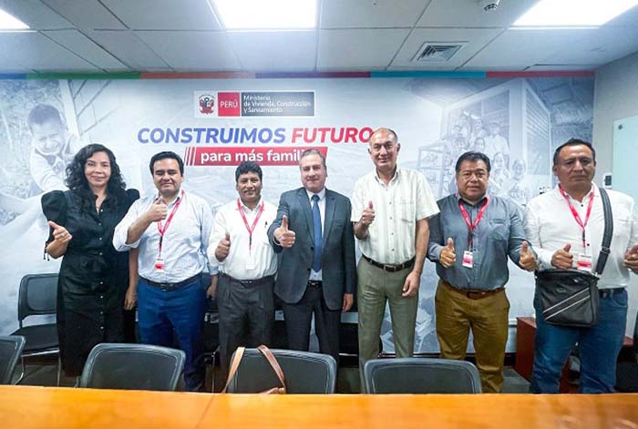 Ministerio de Vivienda mejorará saneamiento para Anta, Pativilca y Kosñipata