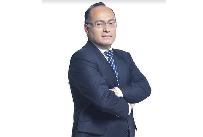 Juan Carlos Infante es nombrado como director de la nueva Facultad de Salud de Cibertec